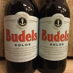 NIEUW BINNEN: Kolos, Budels